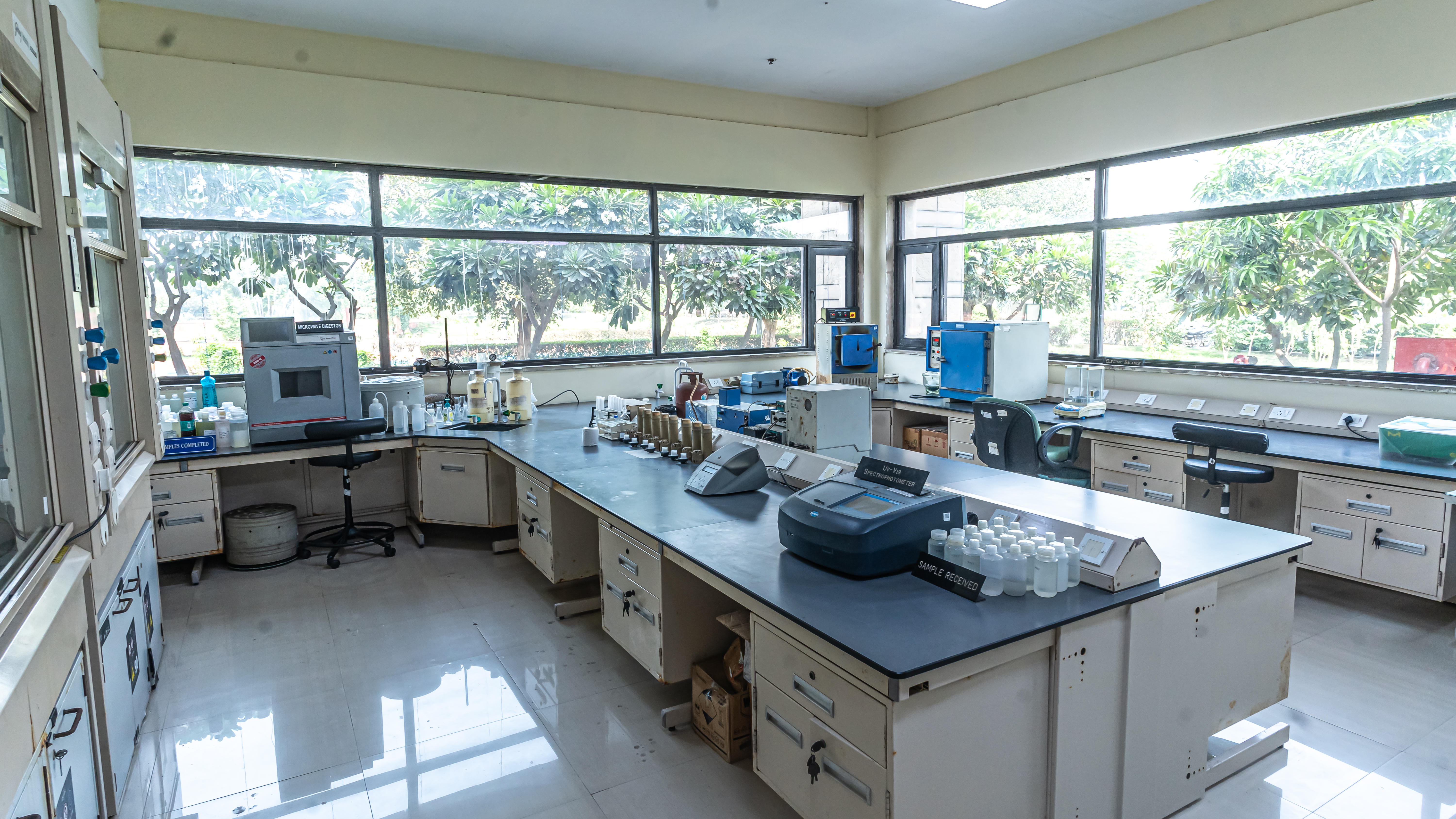Analytical lab